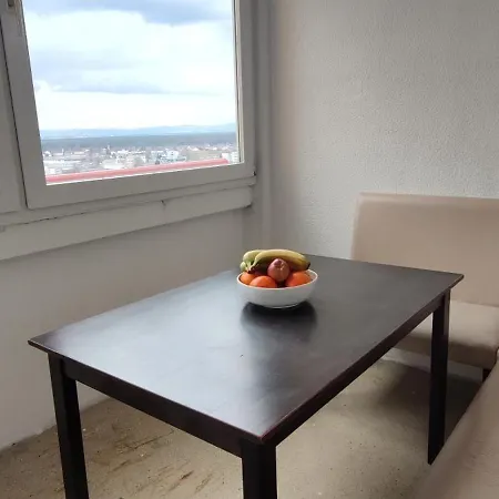 Apartment Skyline-aussicht Und Fantastische Sonnenuntergaenge