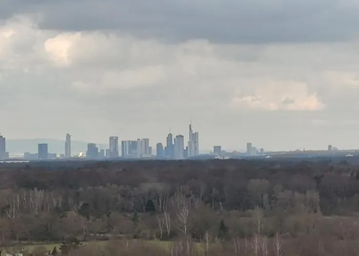 Skyline-aussicht Und Fantastische Sonnenuntergaenge * Langen (Hessen)